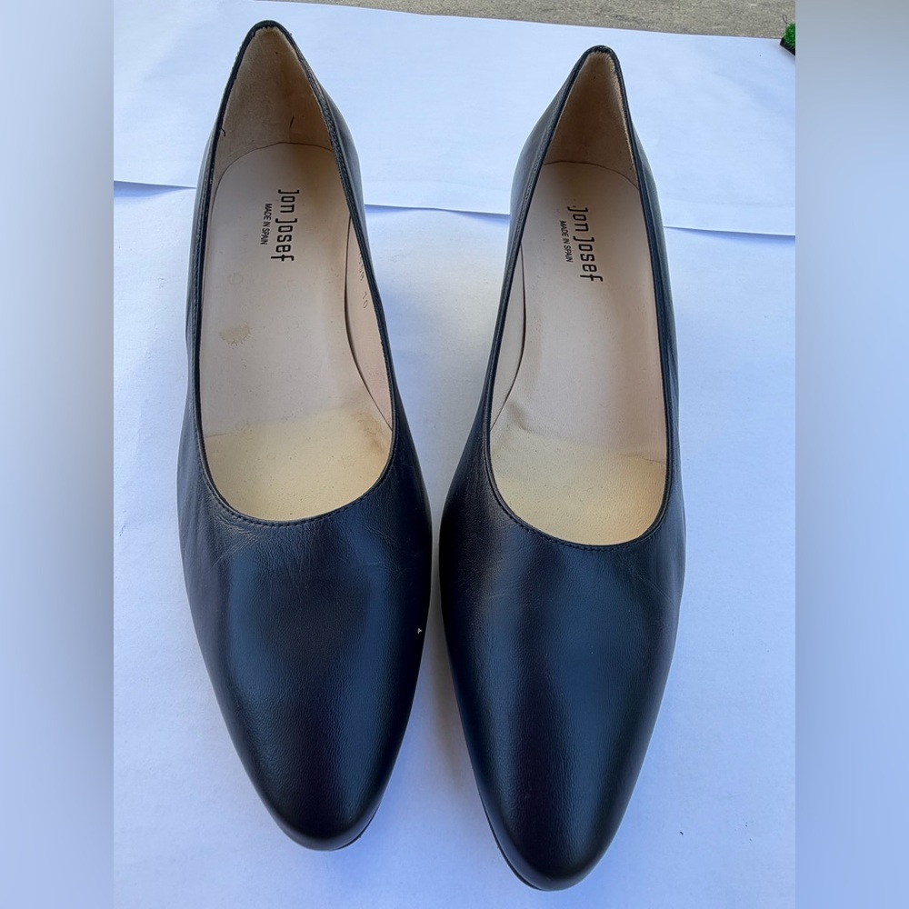 Jon Josef Navy Leather Block Heel Pumps – Size 10 – Made in Spain - Picture 3 of 8